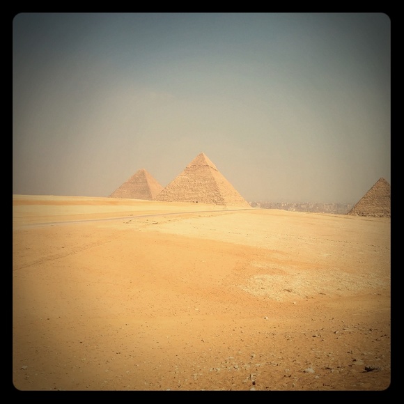 Meet your Posher, Jennifer - Picture 1 of 1